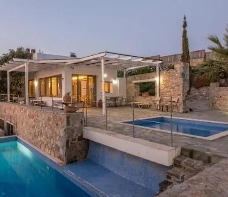Achlada Mourtzanakis Residence