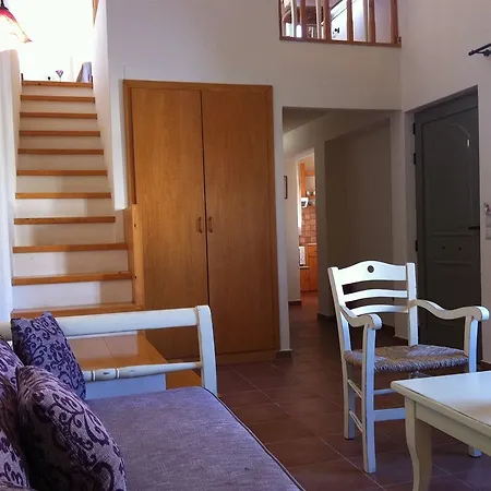 Achlada Mourtzanakis Residence *